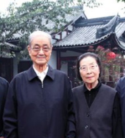 宋平和夫人陈舜瑶。