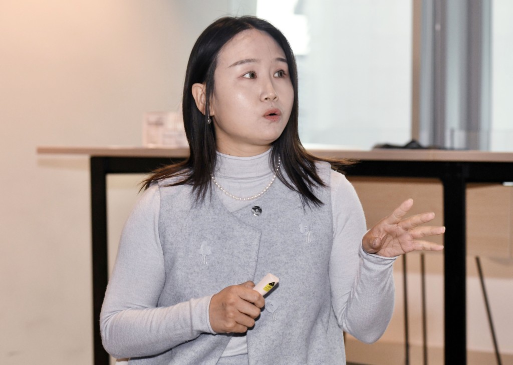 Asmote投資總監姚怡豐表示，公司技術已在香港市場落地，並於香港科技園設立試點項目。