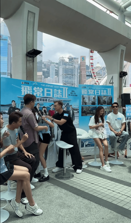 戴祖儀被咪高峰撞崩門牙，朱敏瀚直言會負責。