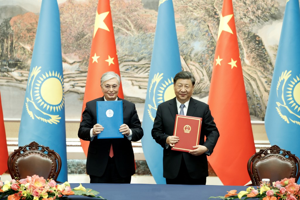 会后两国元首签署了联合声明。中新社