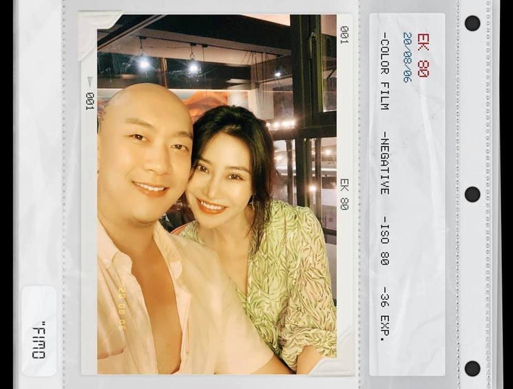 李嘉与太太结婚六年多。