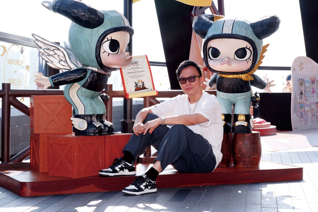 香港知名設計師兼MOLLY創作人Kenny 香港知名設計師兼MOLLY創作人Kenny
