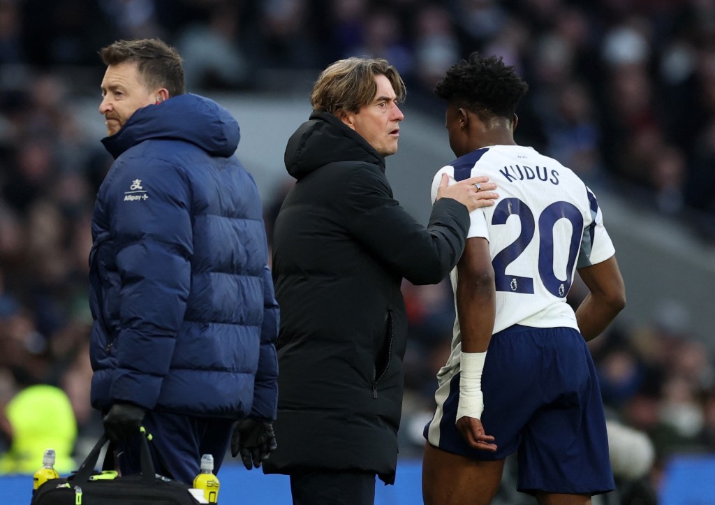 古度斯於19分鐘傷出。路透社