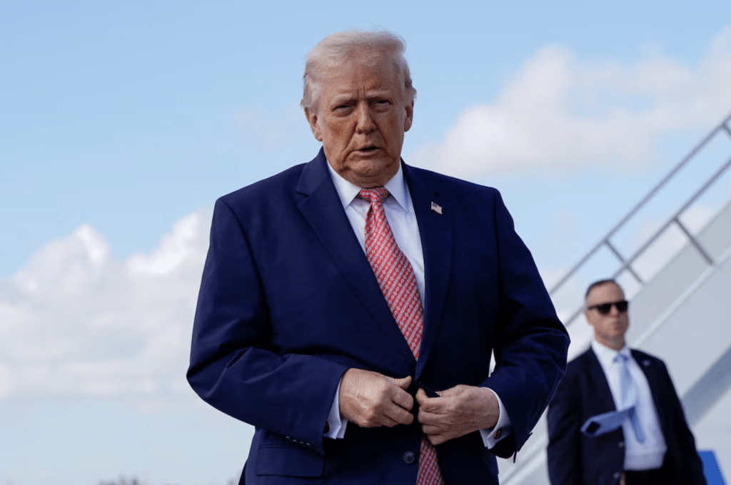 美國總統特朗普於當地時間周四（16日）對外宣佈，黎巴嫩與以色列已達成協議，於美國東部時間當天下午五時（黎巴嫩時間午夜）起，正式啟動為期十天的停火。路透社