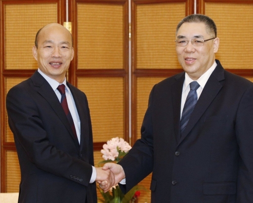 高雄市長韓國瑜轉到澳門會見行政長官崔世安 。高雄市政府
