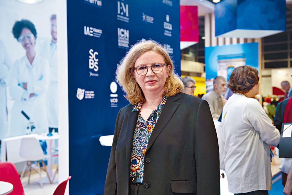 法國教育中心代表Donatienne Hissard。