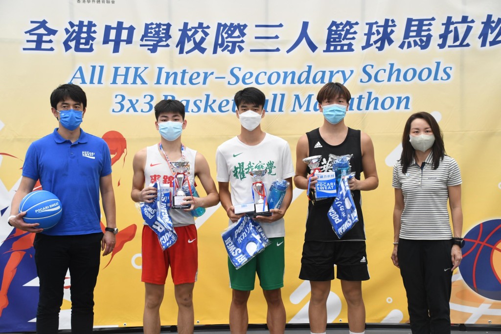 學界馬拉松早前舉行3人籃球賽事。 本報記者攝
