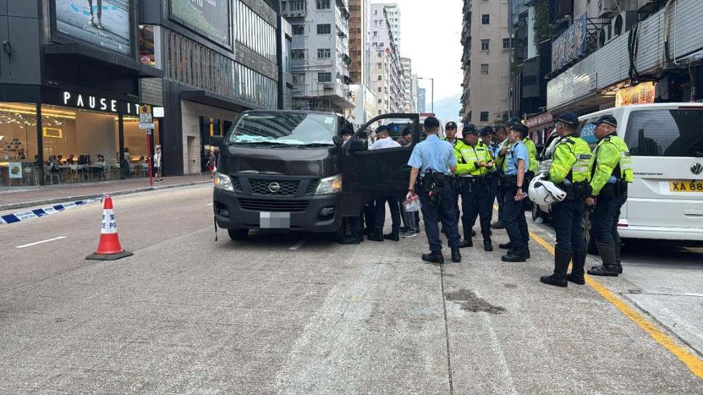 警方到場調查，將案件列作「藥後駕駛」處理。