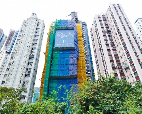 鴨脷洲逸南昨加推21伙,折實每呎25996元。