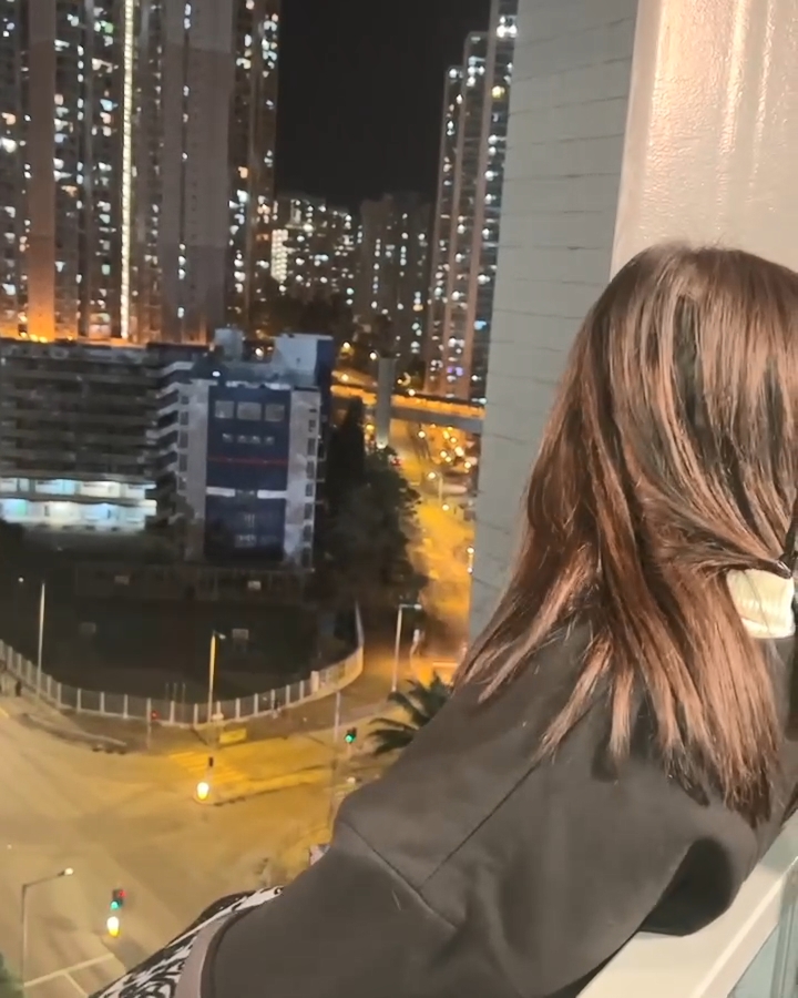譚嘉儀全程親身上陣,勇氣可嘉。 譚嘉儀全程親身上陣,勇氣可嘉。