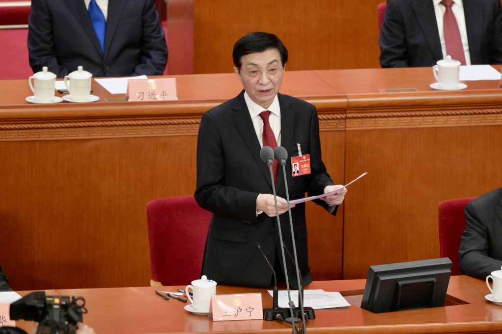 全國政協主席王滬寧發表首份政協常委會工作報告。蘇正謙攝