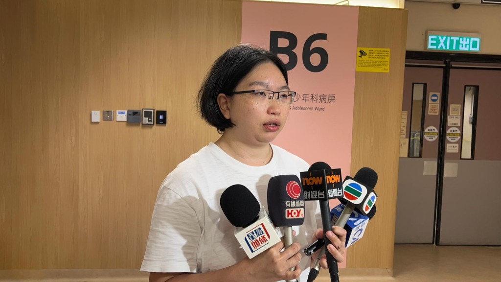 關小姐獲准陪伴Danny至早上 9時。蔡楚輝攝