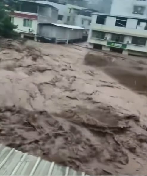 四川馬邊彝族自治縣出現暴雨。四川觀察 四川馬邊彝族自治縣出現暴雨。四川觀察