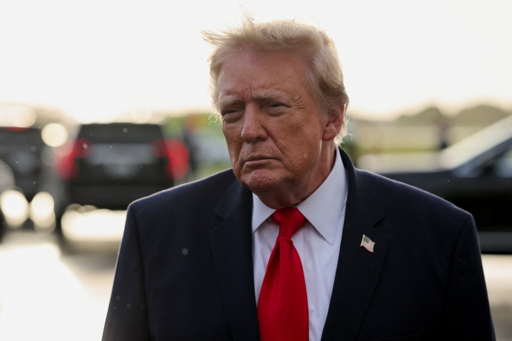 美国总统特朗普（Donald Trump）宣布一项购买俄罗斯柴油的协议，并施压基辅停止攻击俄罗斯炼油厂，令乌美关系面临更大压力。路透社