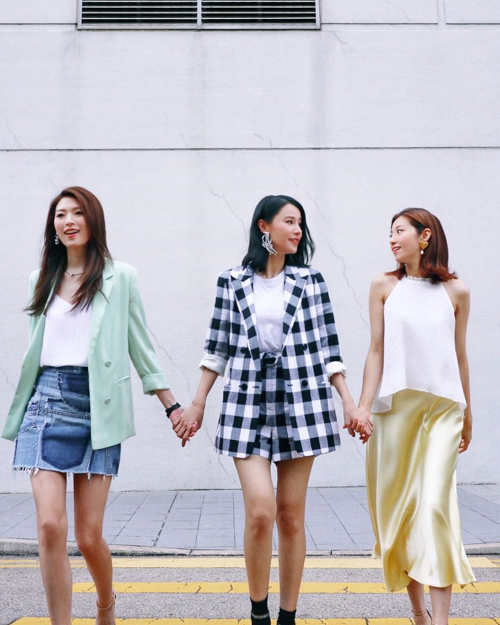 陳自瑤跟黃翠如(中)、連詩雅(左)合拍的《那些我愛過的人》昨晚首播。