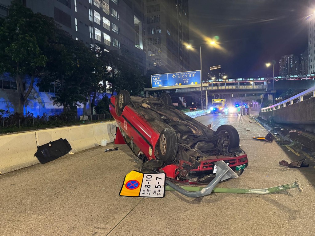 黎志偉攝