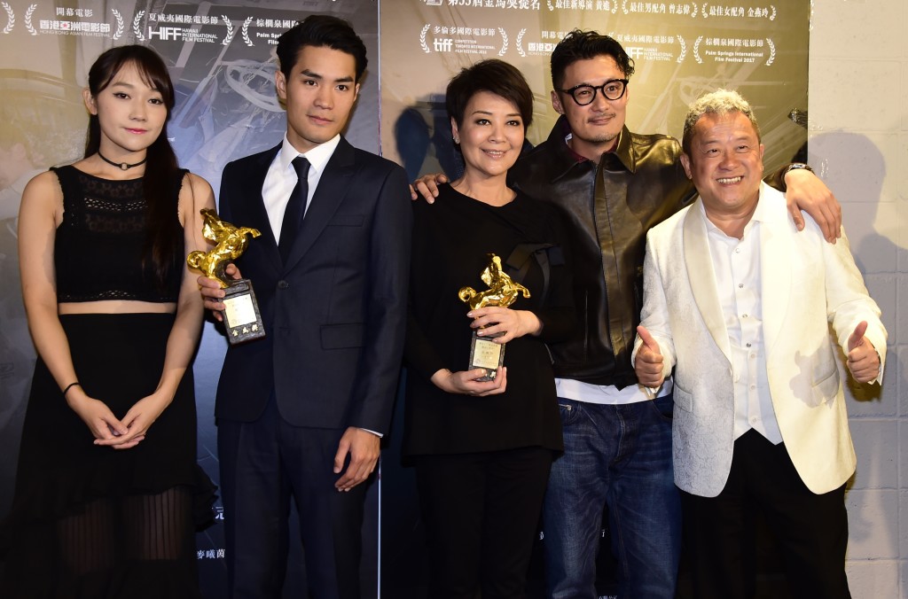 金燕玲（中）2016年凭《一念无明》夺《第53届金马奖》「最佳女配角」。