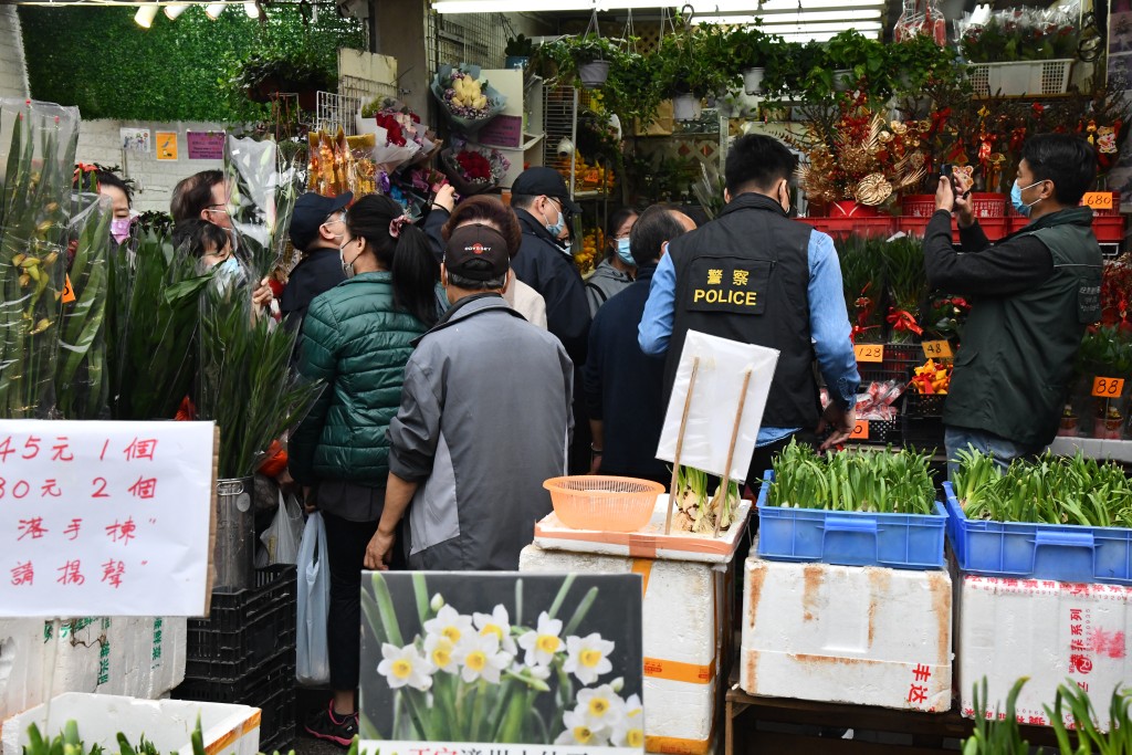 卓永興指街道清潔及阻街問題最嚴重。資料圖片