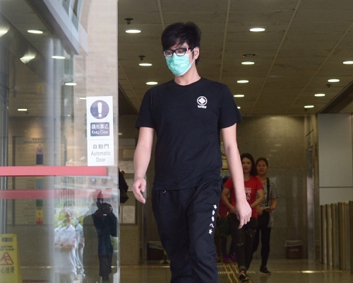被告馮志凱否認控罪。