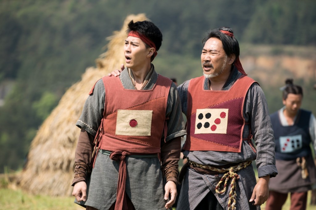 滕翼（黃文標飾）