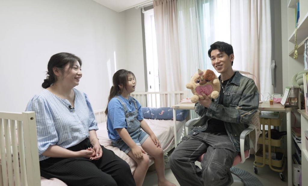 林奕匡希望為孩子找到成長的節奏。（ViuTV《孩子，你怎樣長大？》劇照）