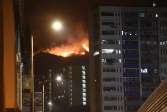 2021年3月屯门青山亦发生山火。