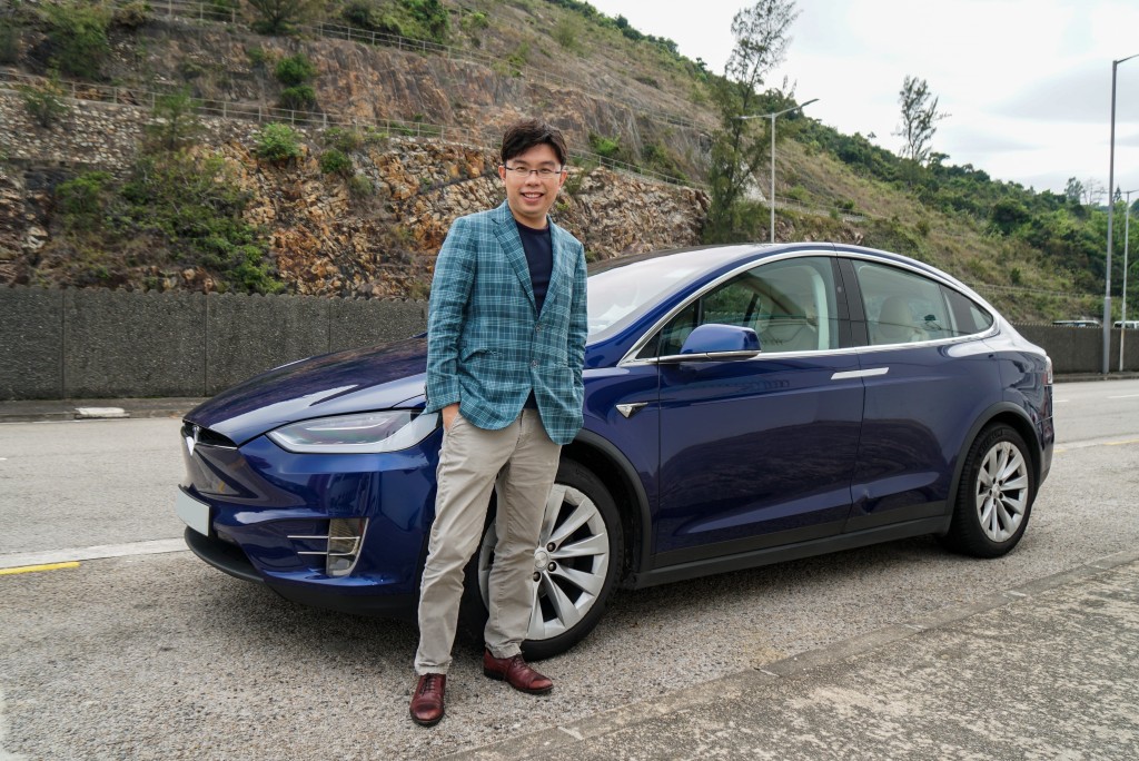 ●Tesla Model X用家沈慧林指電動車維修頻率不算高，而且節省大筆燃油費，每年養車成本比汽油車低近7成。