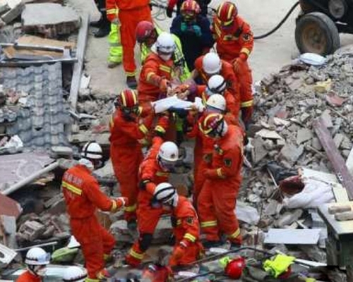 福建泉州酒店坍塌事故已救出49人，其中10人死亡。(網圖)