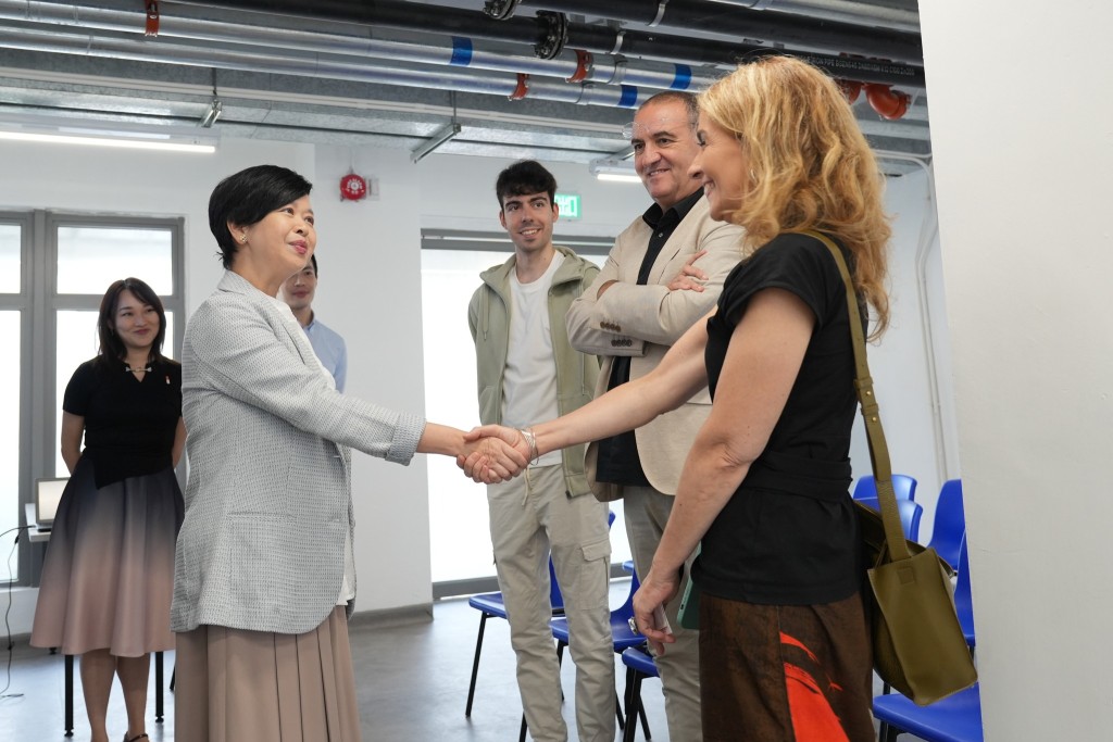 眾人很欣賞項目設計簡約但不失溫暖。何永賢FB圖片 眾人很欣賞項目設計簡約但不失溫暖。何永賢FB圖片