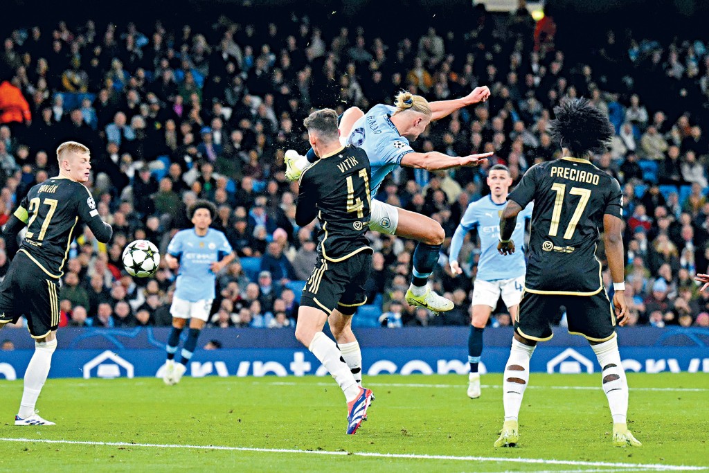 夏兰特凌空后脚窝利射入个人今场第一个入球。