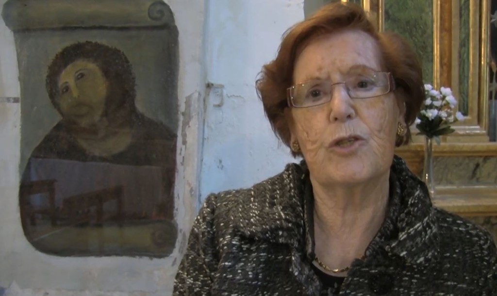 西門內斯失手將耶蘇壁畫損毀，反成網上紅人。YouTube：Angel Petisme