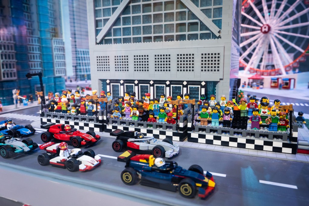 完成整日的賽程後，別忘了到禮品店挑選心儀玩具。