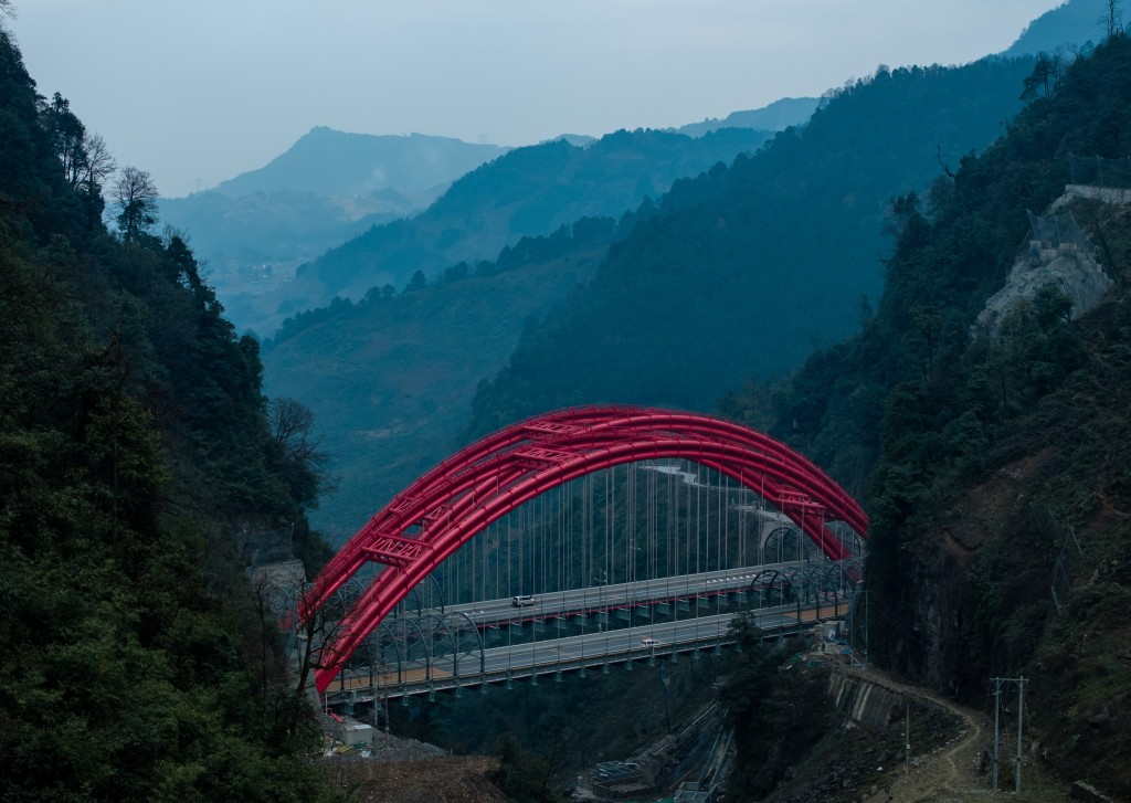 全長約152公里的樂西高速馬昭段今日通車。新華社