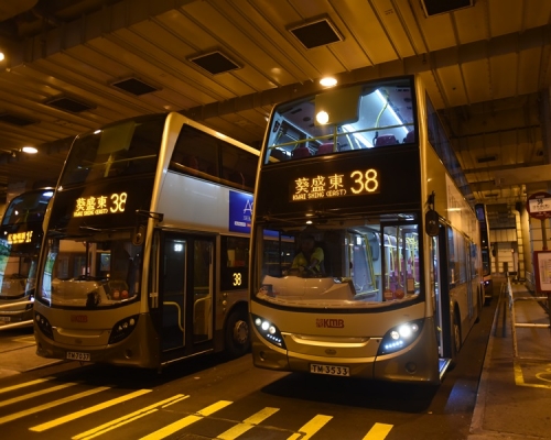 九巴稱不會就超速數據向車長處分。資料圖片