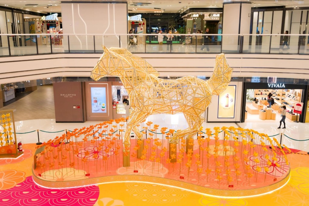 港鐵商場內舉辦社區活動及音樂表演，將音樂、文化、藝術融入社區。 