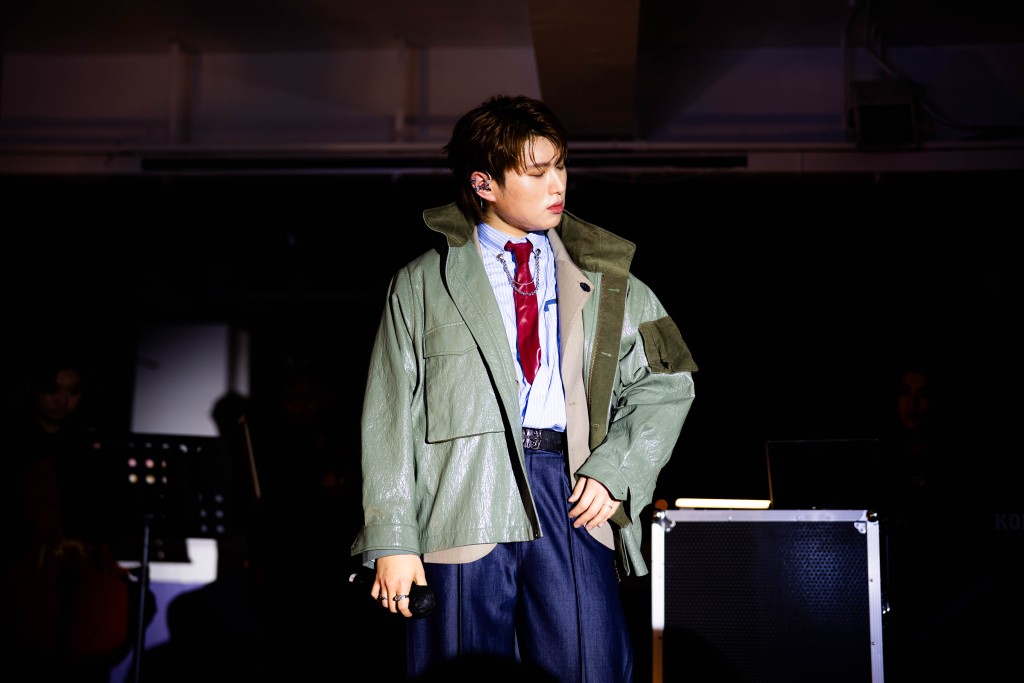 馮熙燮在台上施展超強唱功。