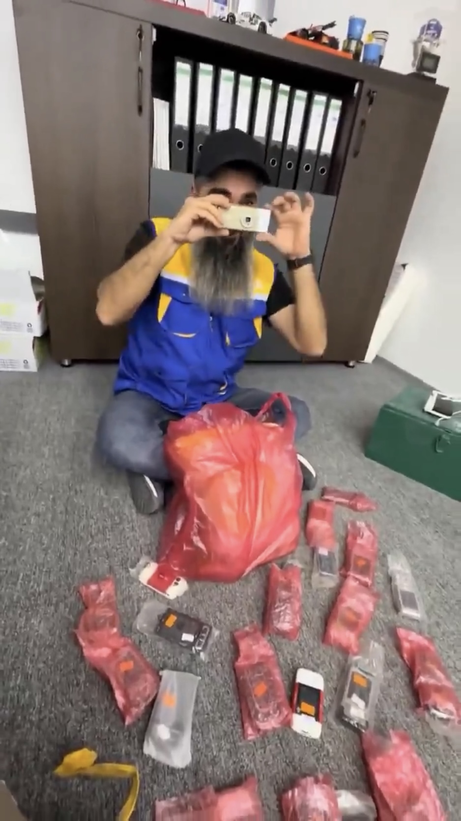 當時流行的款式，如今都成了古董。X@Renardpaty