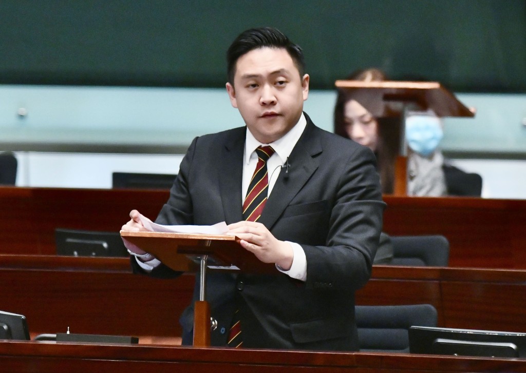 進出口界鍾奇峰。