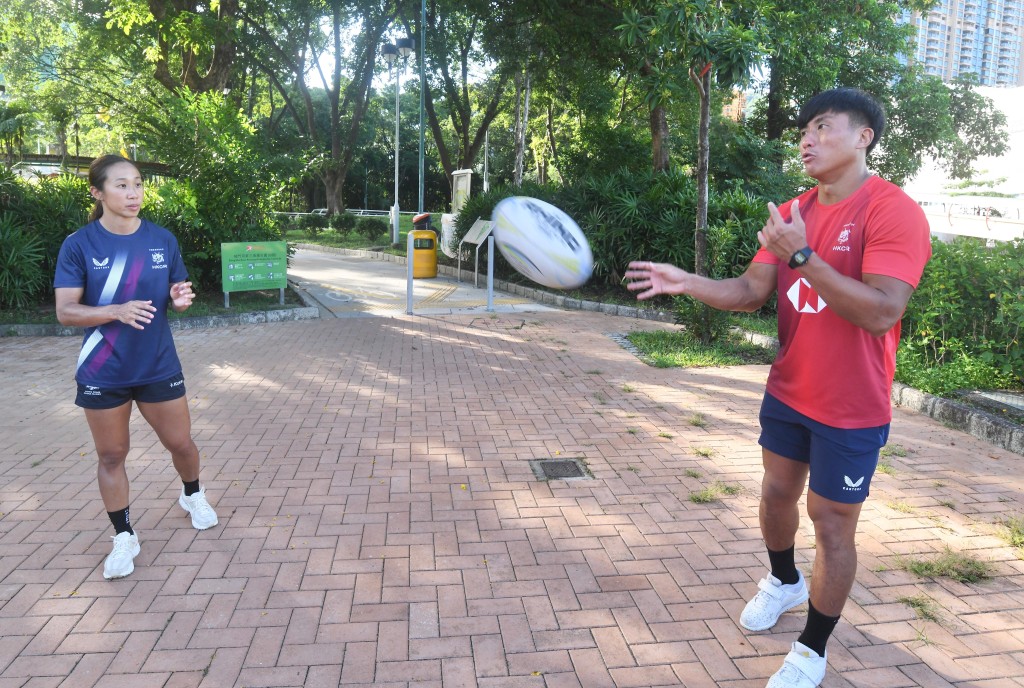 何君健攝 何君健攝