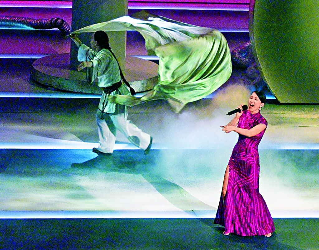 李玟不但在內地大紅，國際也有名聲，曾在奧斯卡頒獎禮上表演。