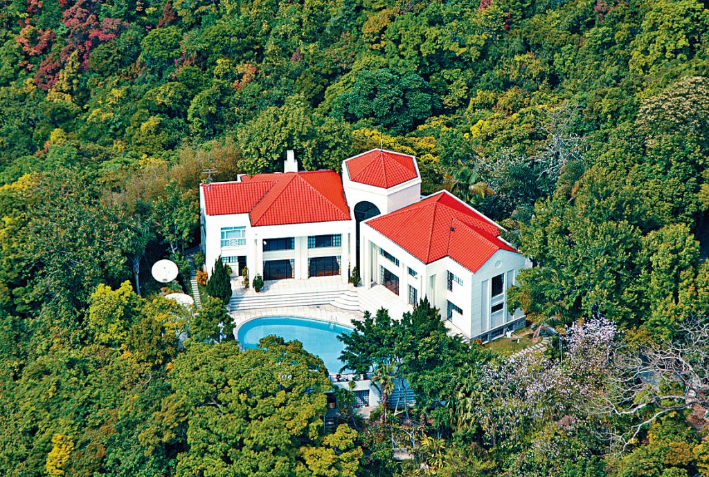 資本策略購山頂中峽道24號獨立屋,作價接近8.5億元。