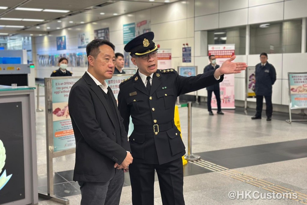 陳子達表示,「在所有通關的環節,凡是可以便利商界的,我們都會去想」。 陳子達表示,「在所有通關的環節,凡是可以便利商界的,我們都會去想」。