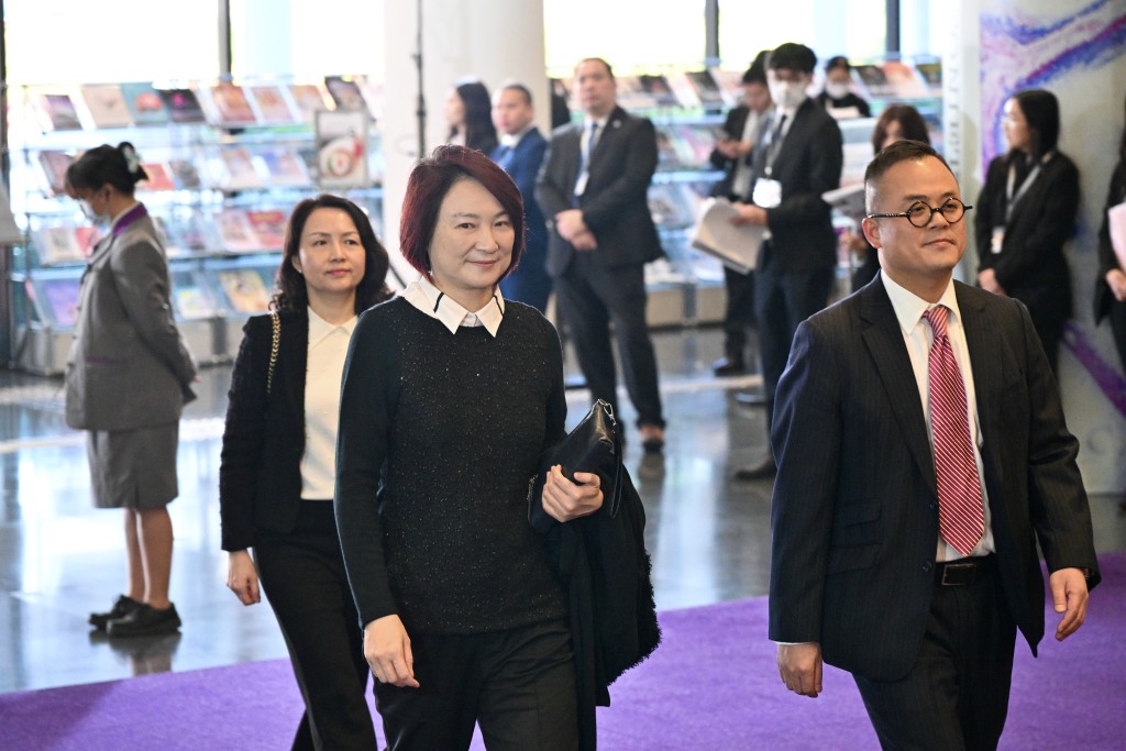 立法會主席李慧琼。