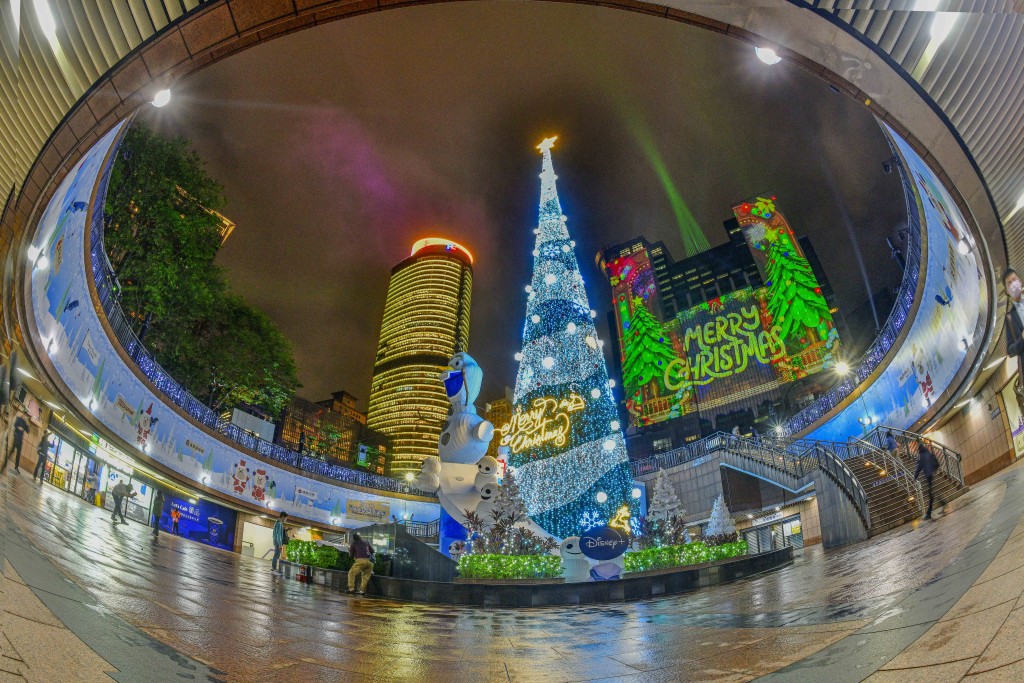 台灣新北市歡樂聖誕活動舉行點燈開幕。（圖片來源：中新社）