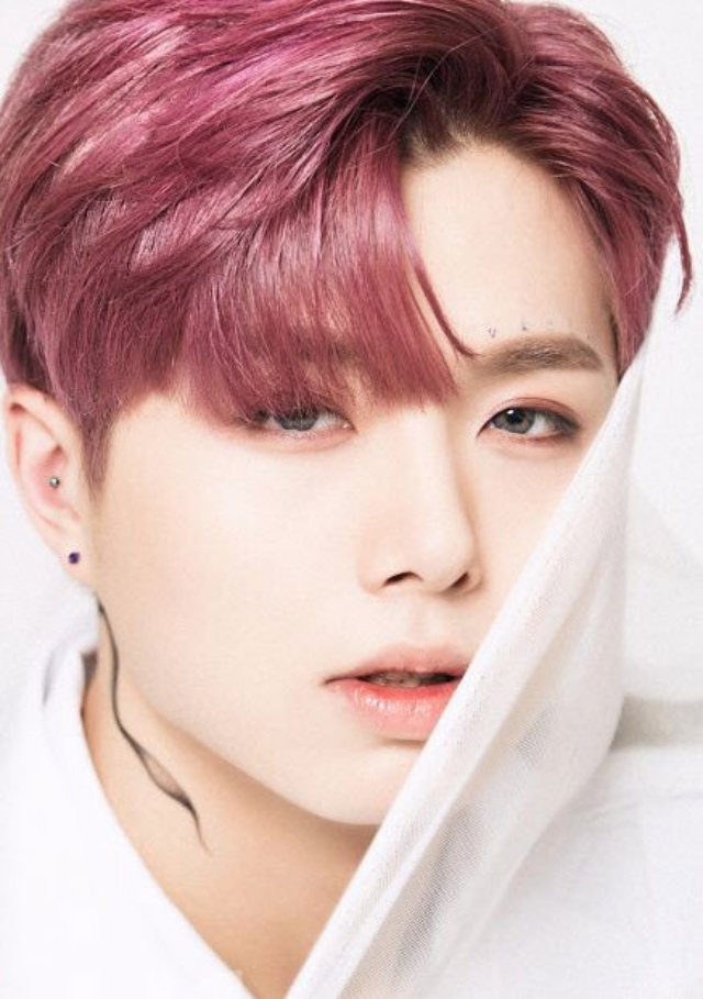 主演《On Air Spin-Off》的NOIR成員金旻赫確診。