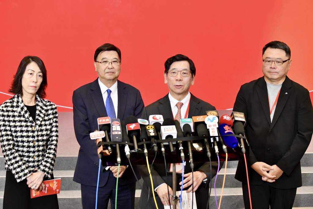 與會者於會後表示受益良多,有信心「十五五」規劃會為香港帶來很大幫助。 與會者於會後表示受益良多,有信心「十五五」規劃會為香港帶來很大幫助。