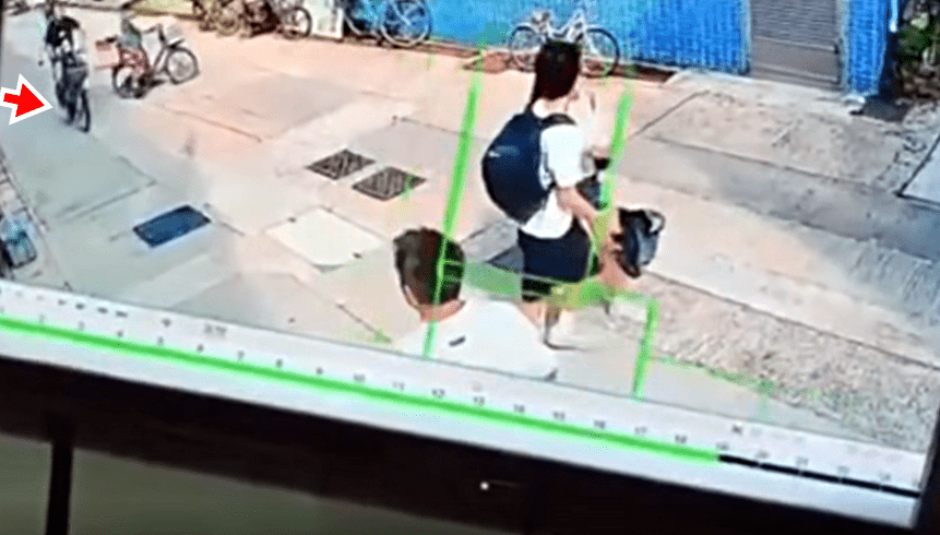 男警追截一輛電動單車。fb：車cam L（香港群組）
