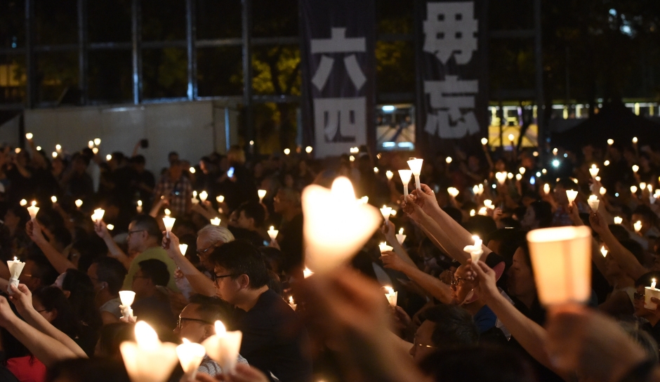 我相信在阿爺眼中，六四集會，特別是支聯會的「結束一黨專政」綱領，顯然涉及上述提到的「國家主權、安全、發展利益等重大問題」。資料圖片