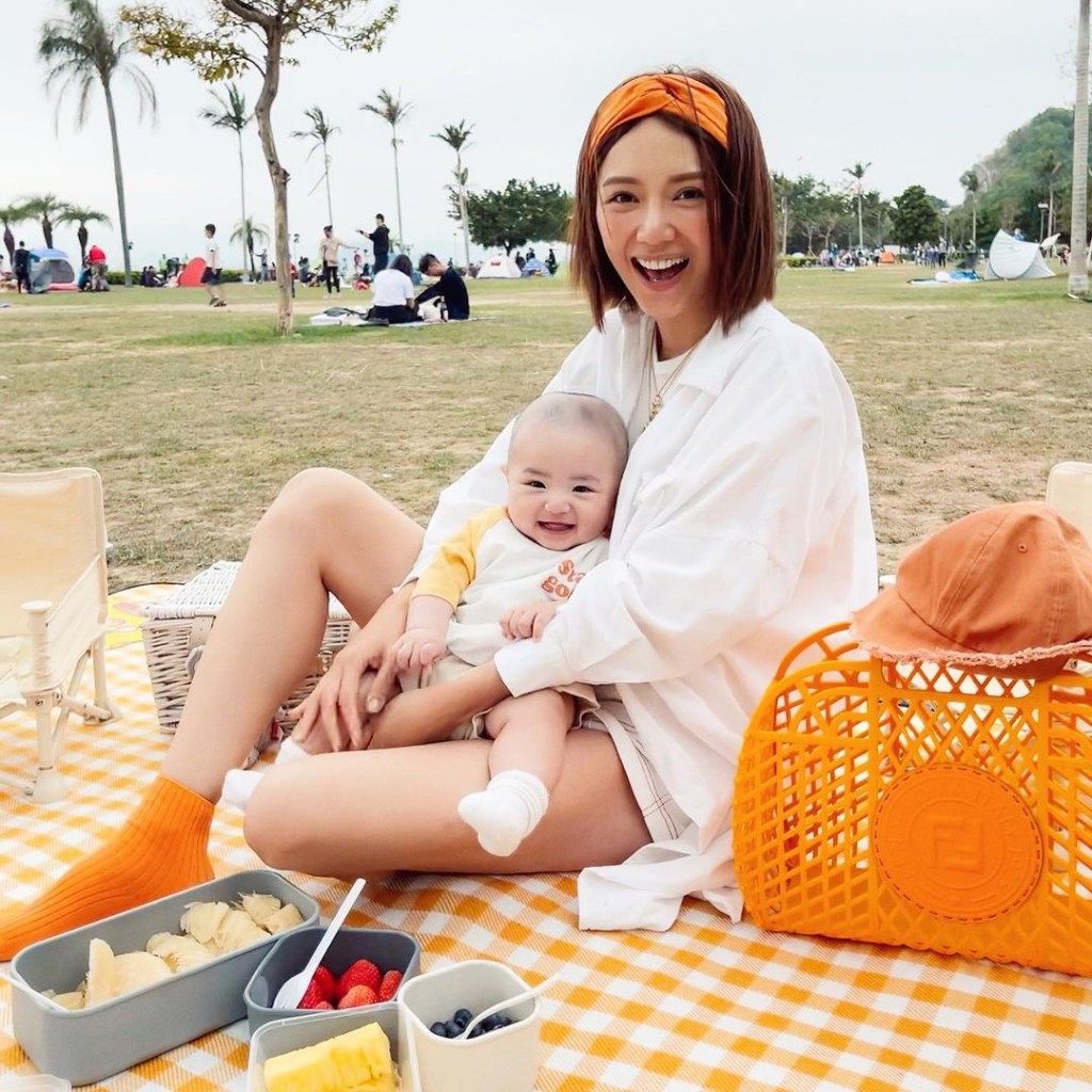 Elva去年11月才誕下兒子Virgil。