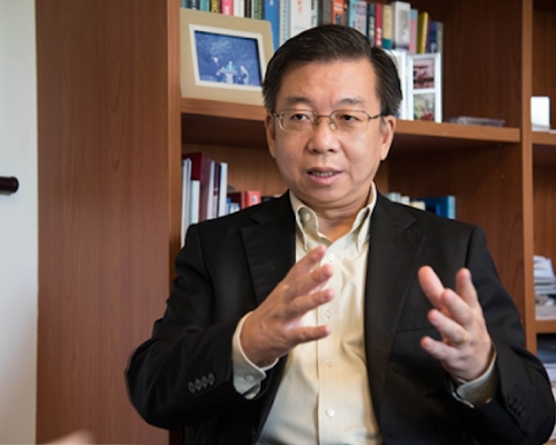新加坡國立大學李光耀公共政策學院副教授顧清揚。新華社圖片